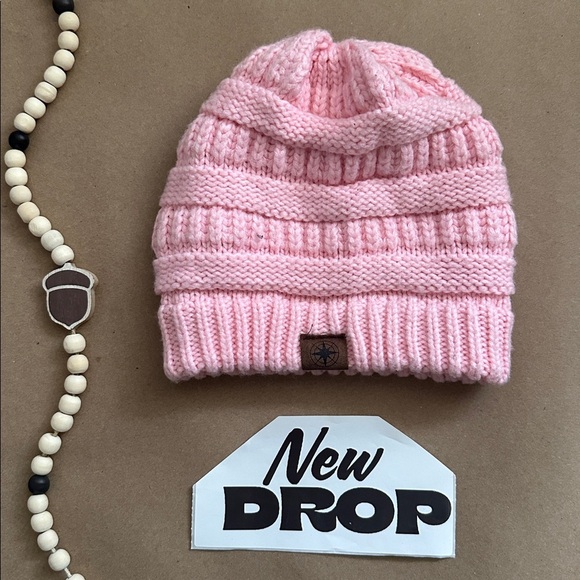 GENERIC Pink Chunky Knit Beanie ONE SIZE (GIRL’S) Foldover Cuff Winter Gift Ski - Picture 1 of 2